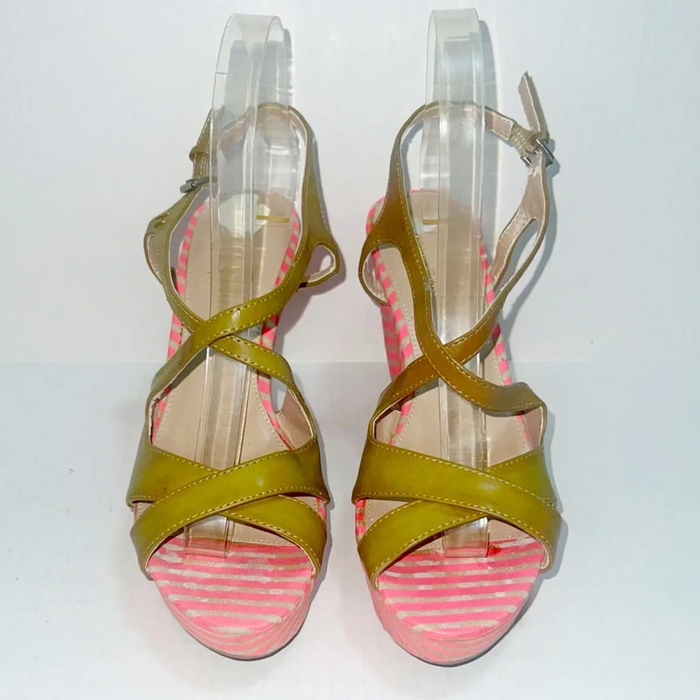 NWOT TOMMY HILFIGER Pink & Tan Wedges Sandals Wedge Sandals